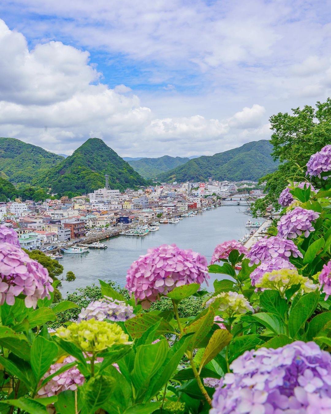 NGƯỜI LAO ĐỘNG NƯỚC NGOÀI CÓ BẮT BUỘC MUA BHXH KHÔNG